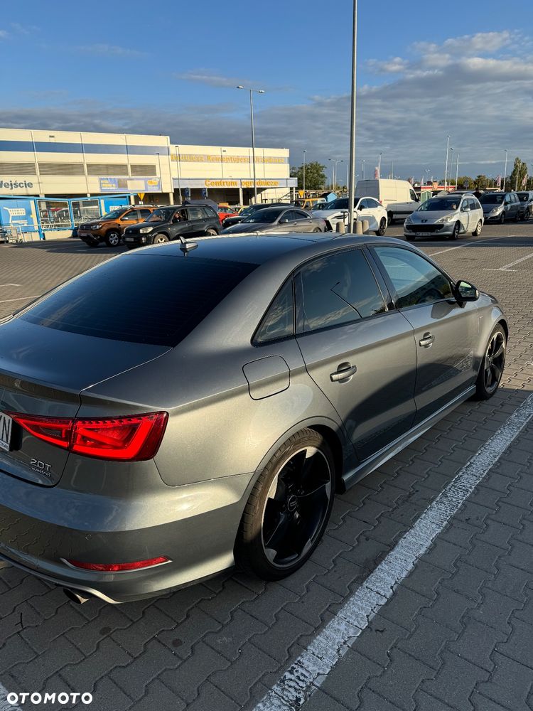 Audi A3 2.0 TFSI quattro S tronic design - 4