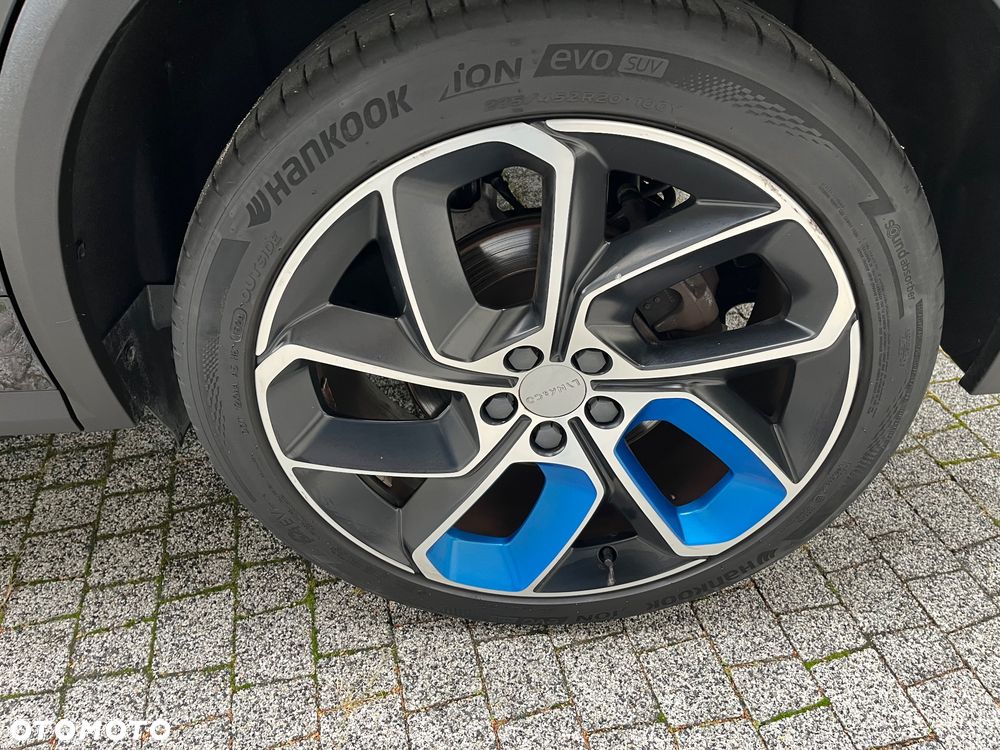 Lynk & Co 01 - 33