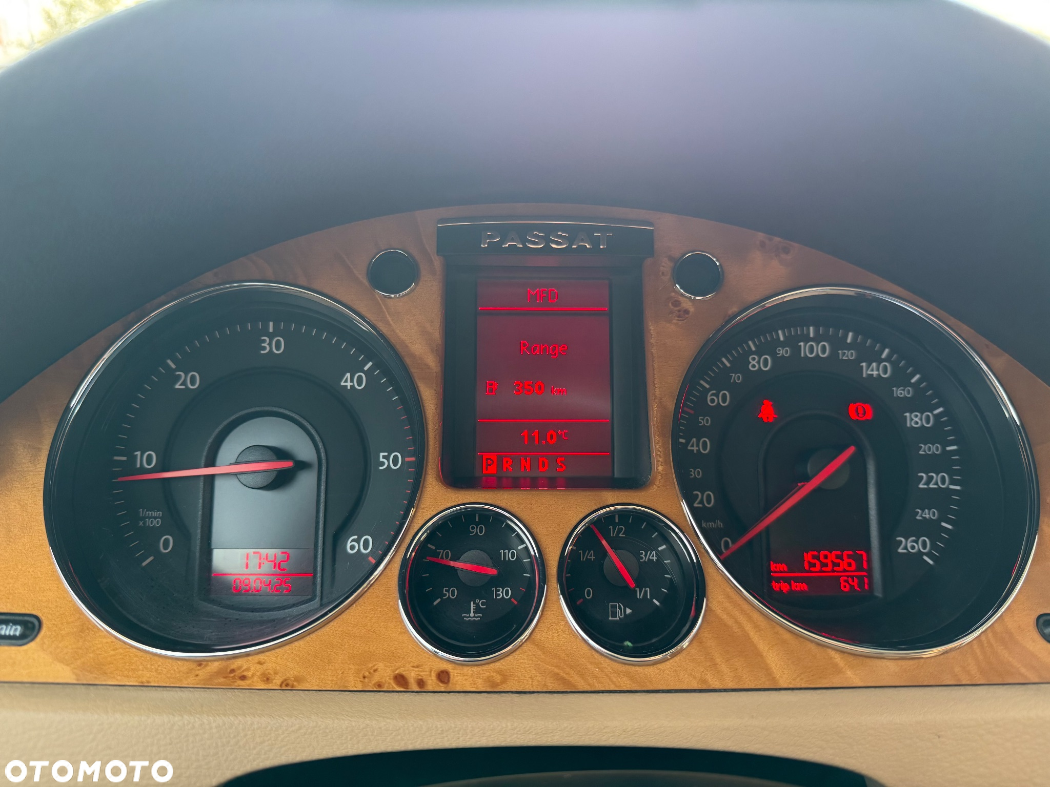 Volkswagen Passat - 31