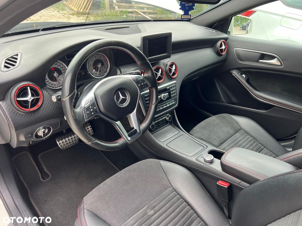 Mercedes-Benz Klasa A 250 4-Matic AMG Line - 14