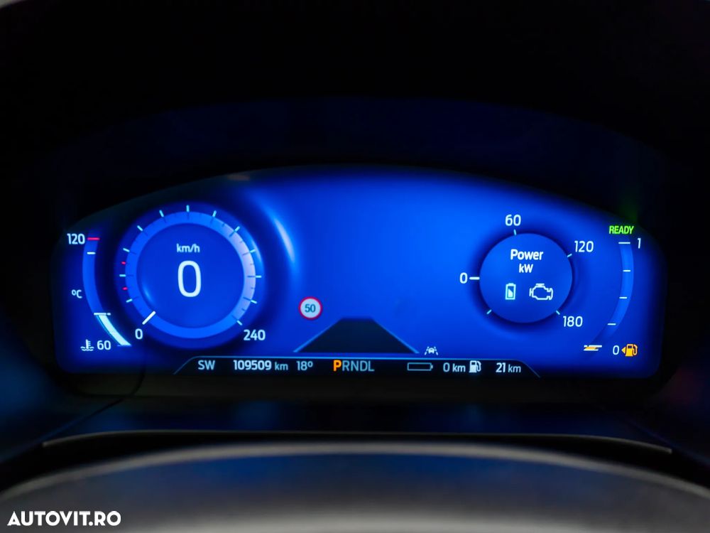 Ford Kuga 2.5 Duratec PHEV ST-LINE - 36