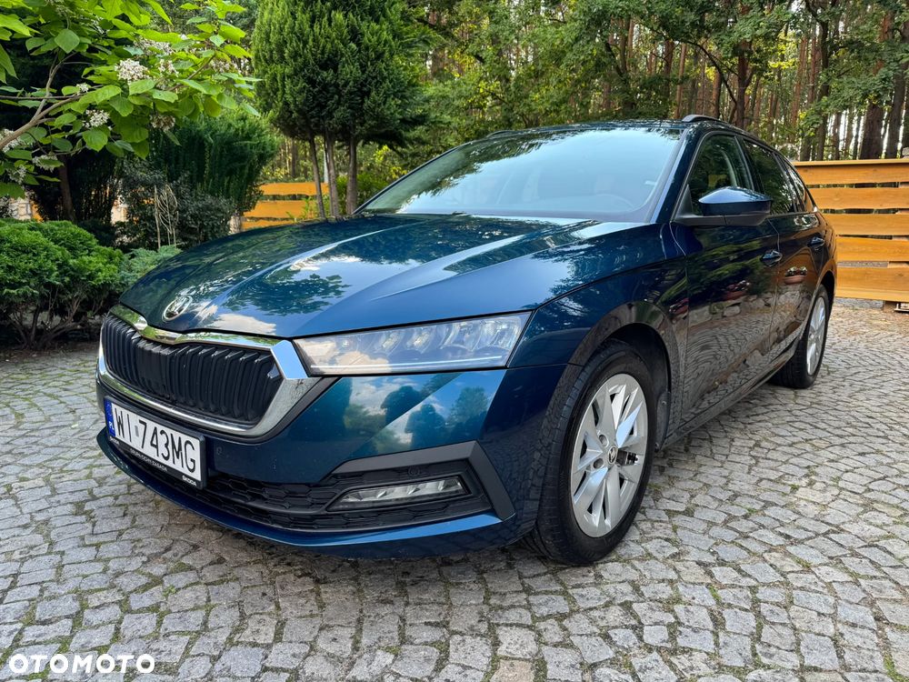 Skoda Octavia 2.0 TDI Ambition DSG - 1