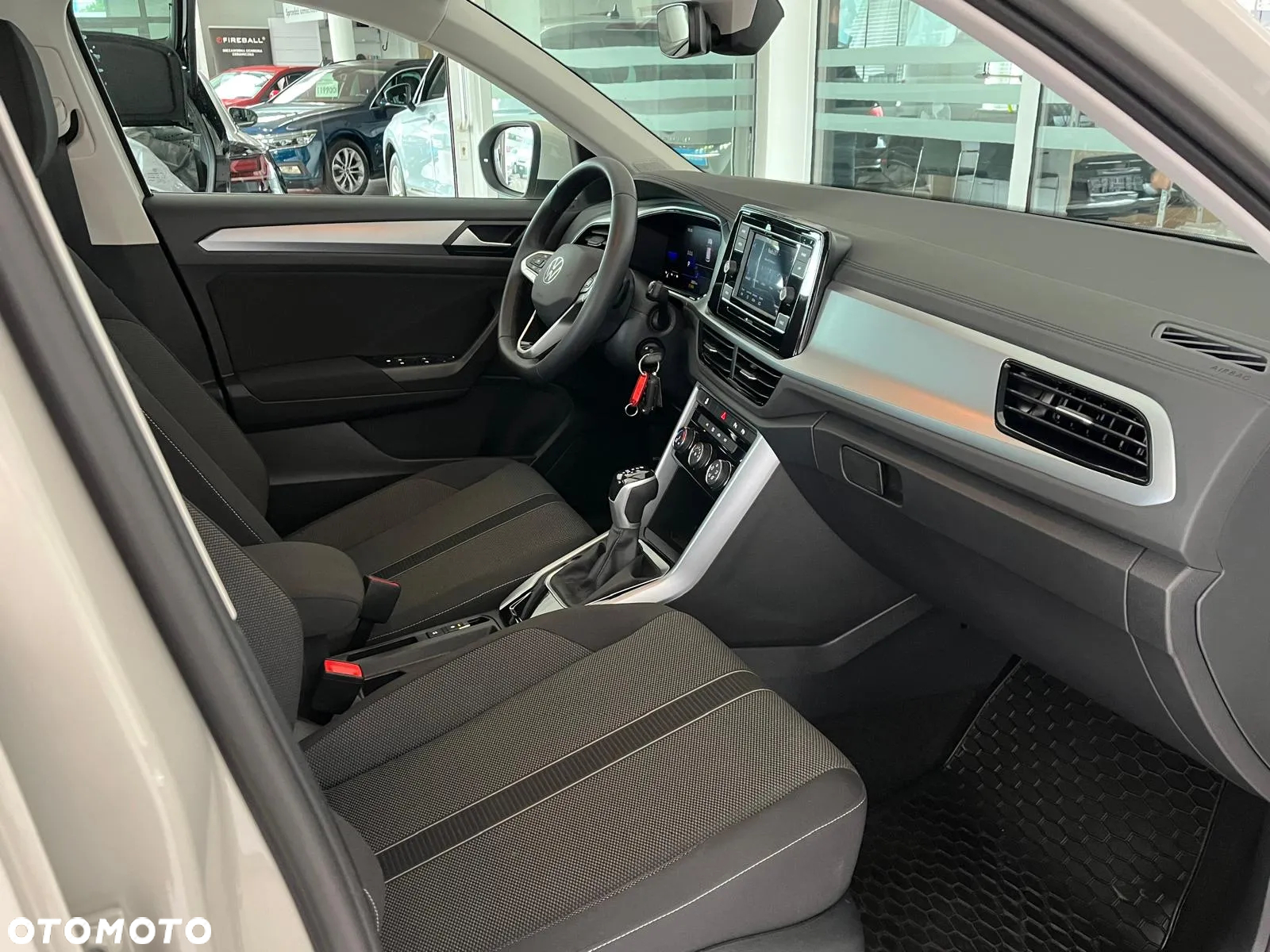 Volkswagen T-Roc 1.5 TSI Life DSG - 21
