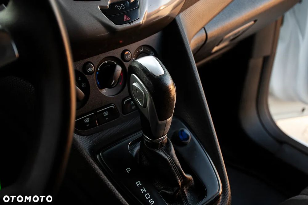 Ford Transit Connect - 31
