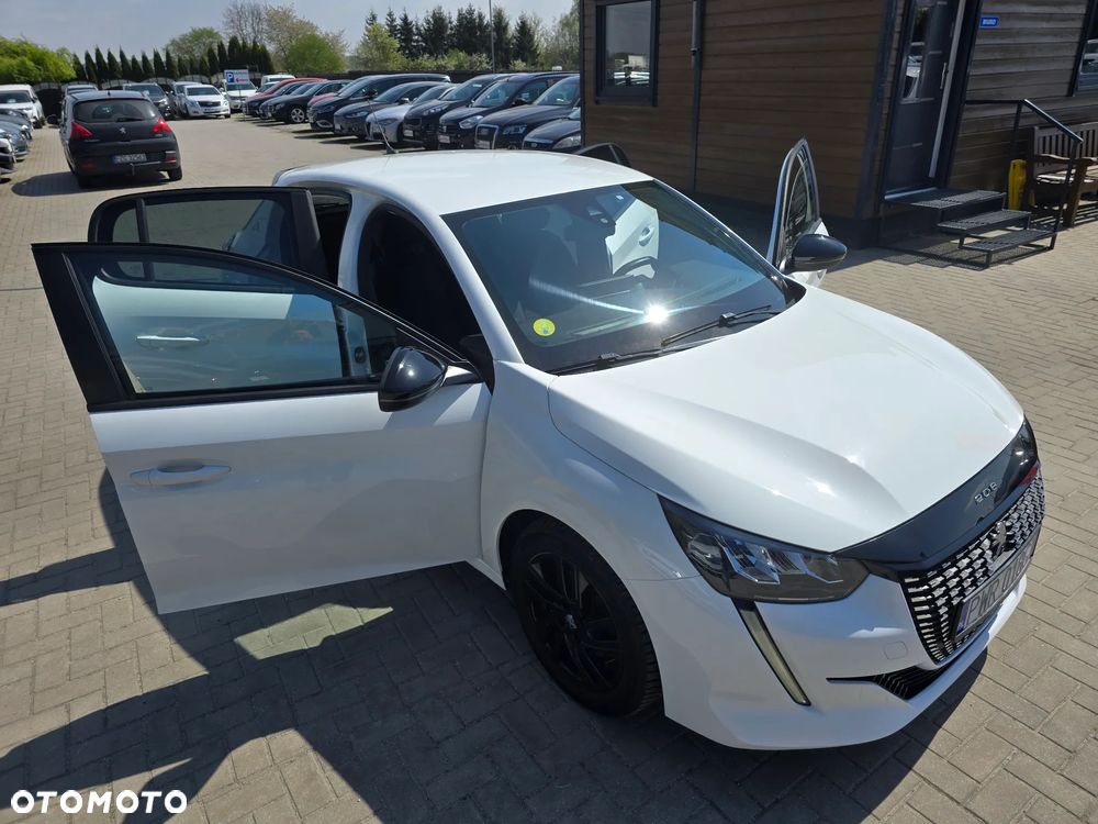 Peugeot 208 - 34