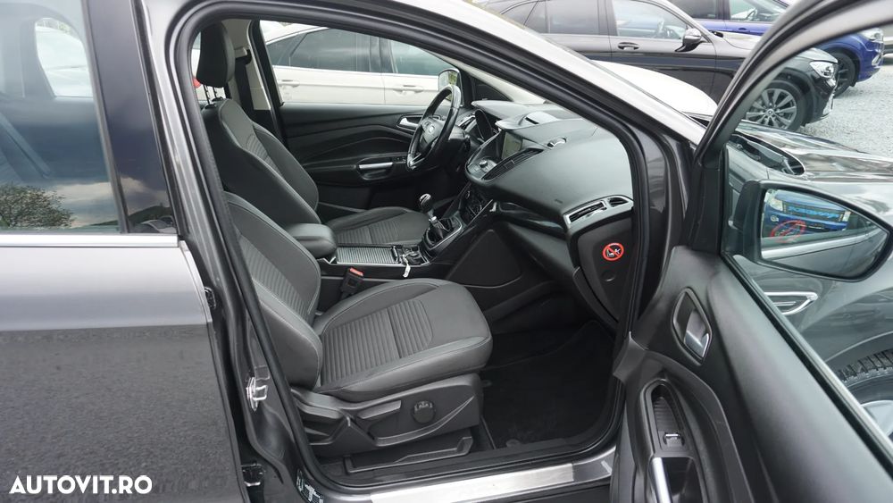 Ford Kuga 2.0 TDCi 4WD Titanium - 11
