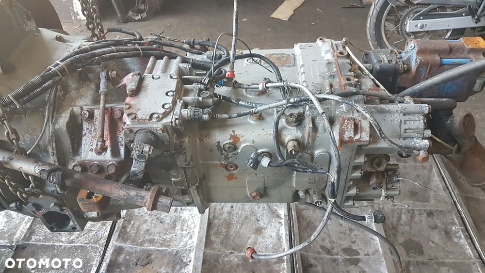 SKRZYNIA BUIEGOW MAN ZF 16S150 - 2