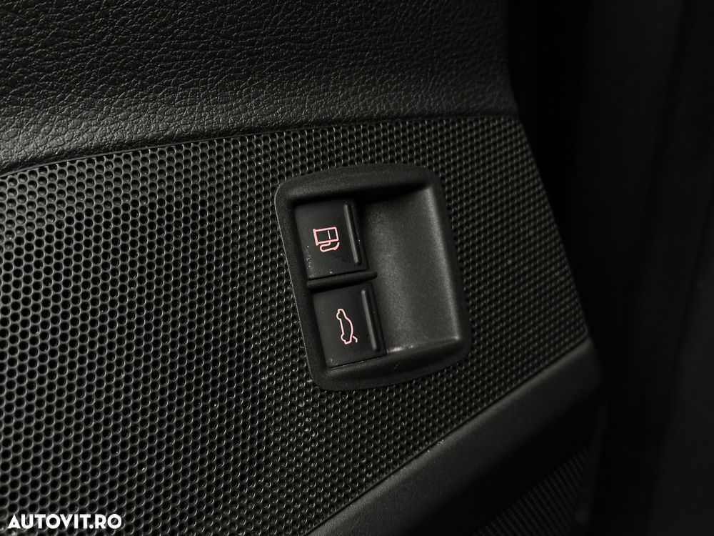 Volkswagen Passat 2.0 TDI Highline - 30