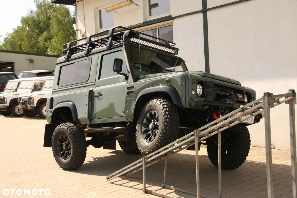 Land Rover Defender 90 2.4 TD4 SE