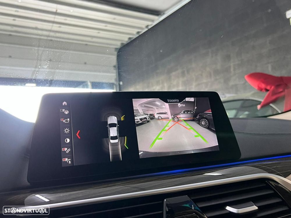 BMW 530 e iPerformance - 14