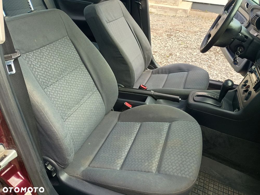 Audi A4 Limousine 1.8 - 24