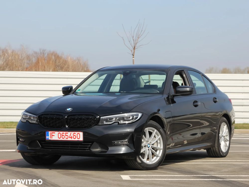 BMW Seria 3 330e AT PHEV - 2