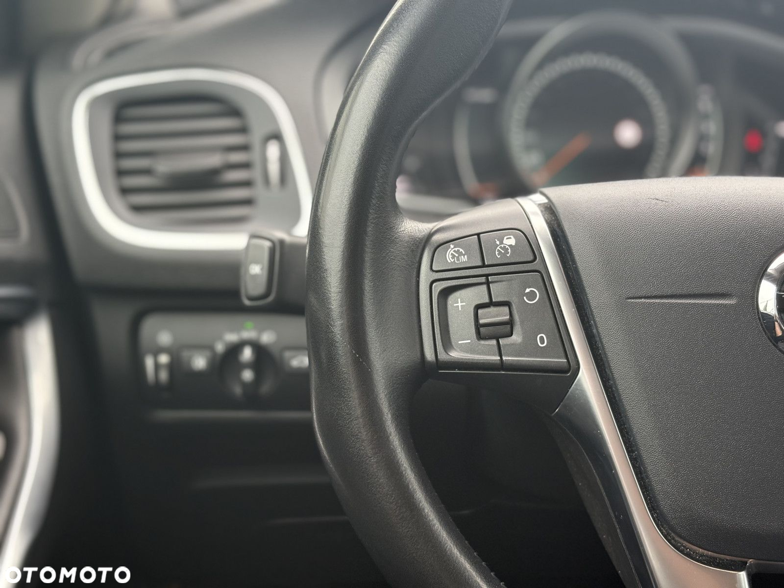 Volvo V40 - 7