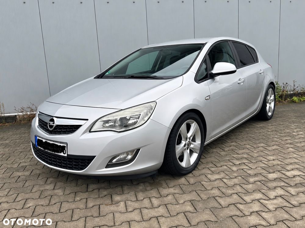 Opel Astra - 1