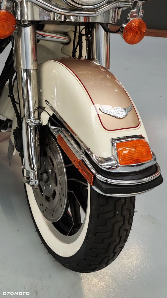 Harley-Davidson FLH Electra Glide - 20