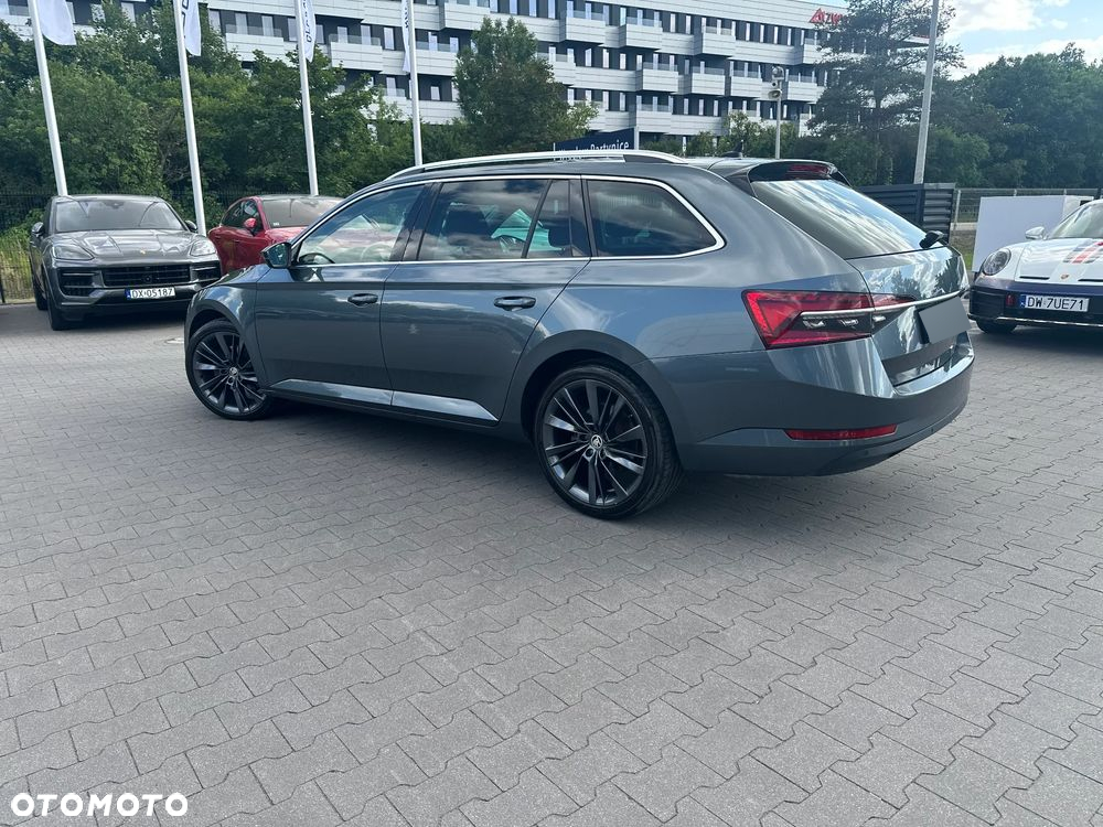 Skoda Superb 1.5 TSI Ambition DSG - 8