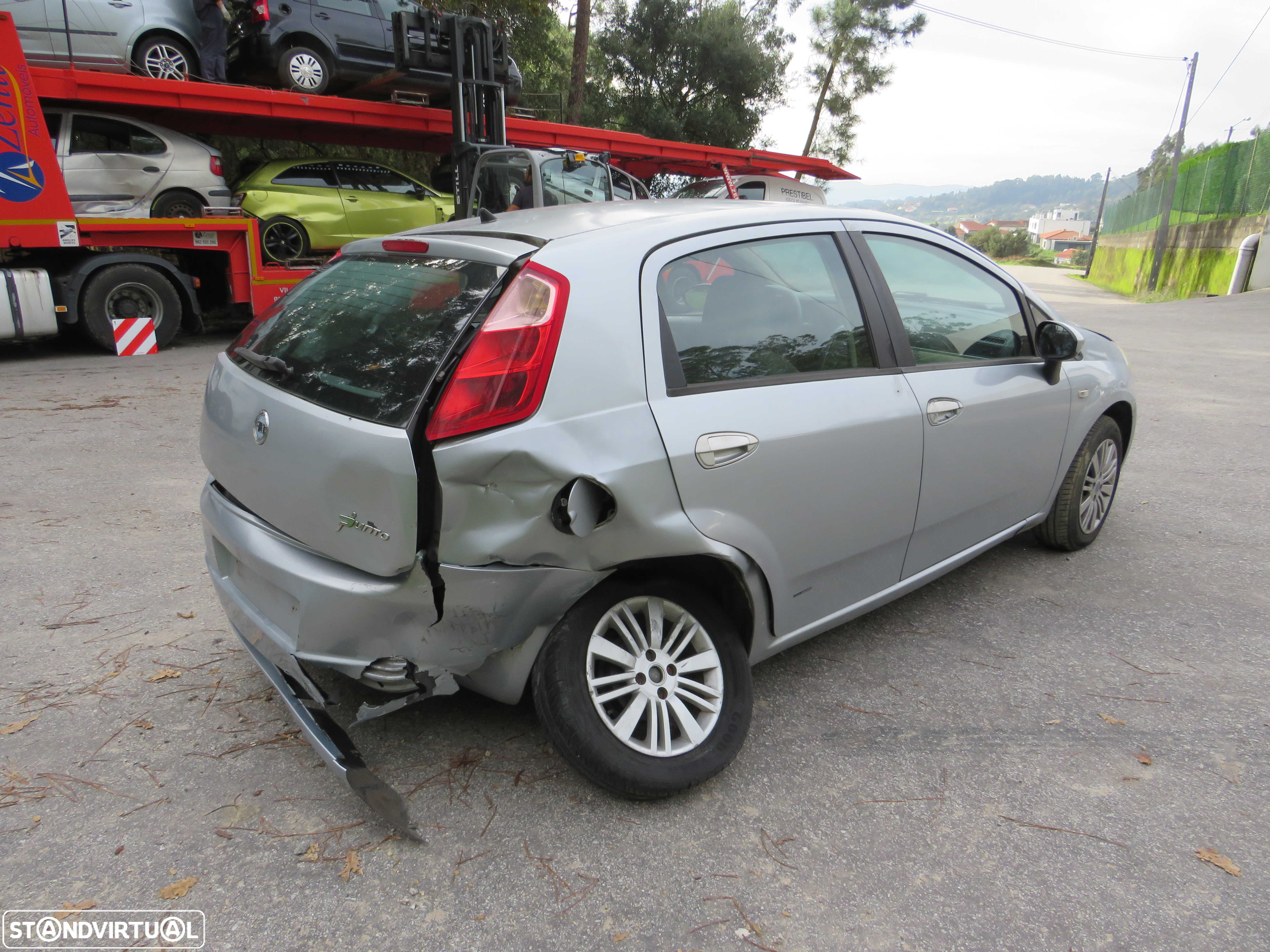 Fiat Grande Punto 1.2 (65cv) de 2006 - Peças Usadas (8091) - 4