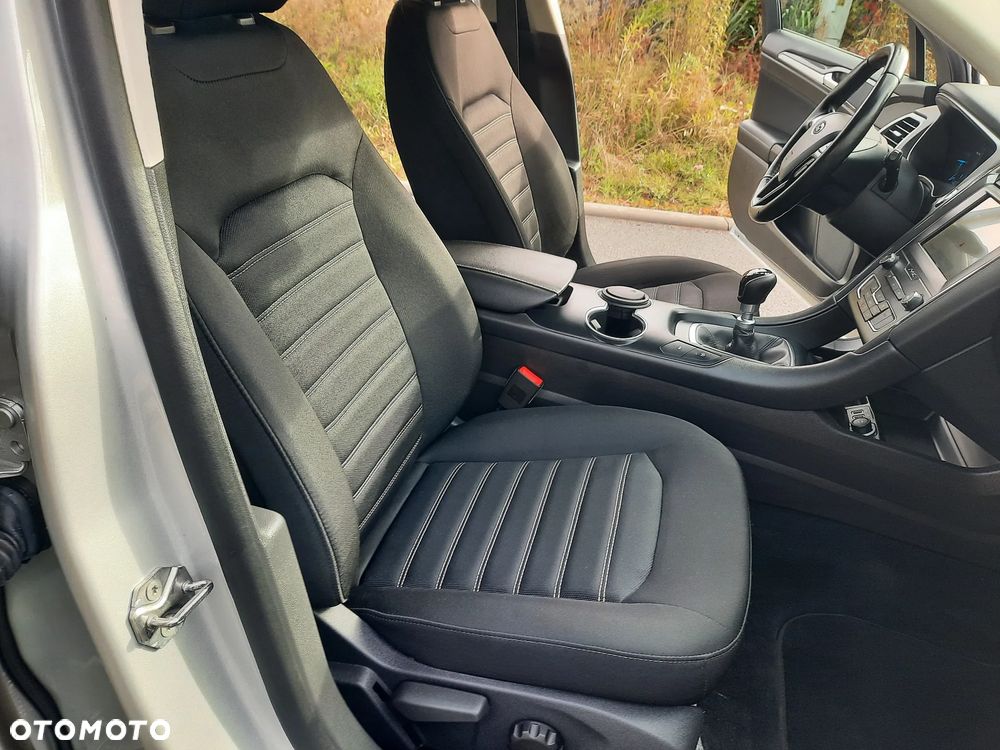 Ford Mondeo 2.0 EcoBlue Business Edition - 22