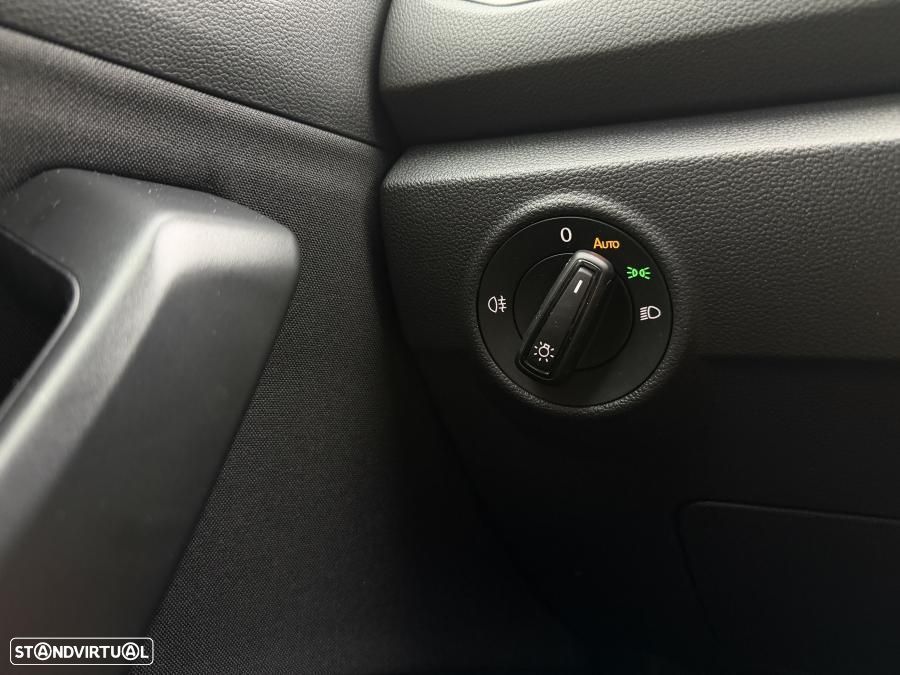 VW T-Roc 1.0 TSI Urban - 19
