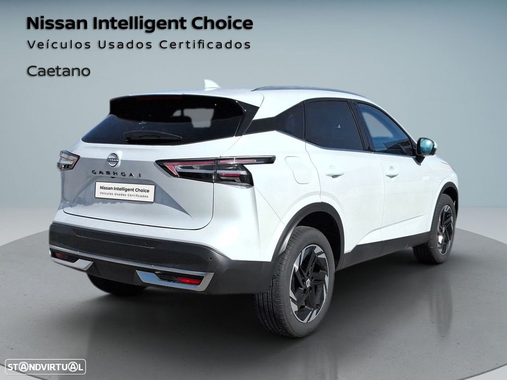 Nissan Qashqai 1.3 DIG-T Advance Xtronic - 16