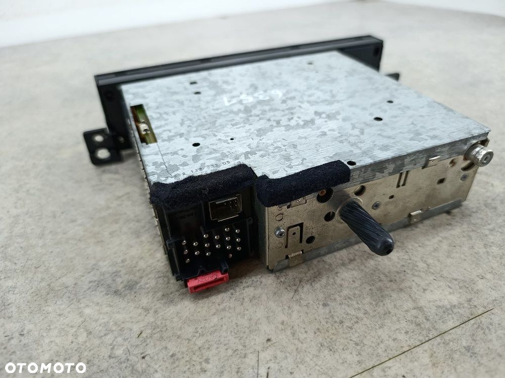 RADIO FABRYCZNE BMW 3 E46 FL 8368248  7649272042  BLAUPUNKT - 8