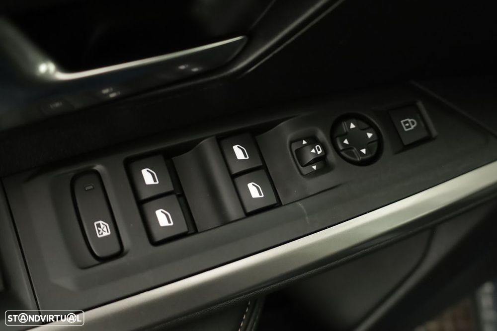 Peugeot 5008 1.2 Hybrid Allure e-DCS6 - 16