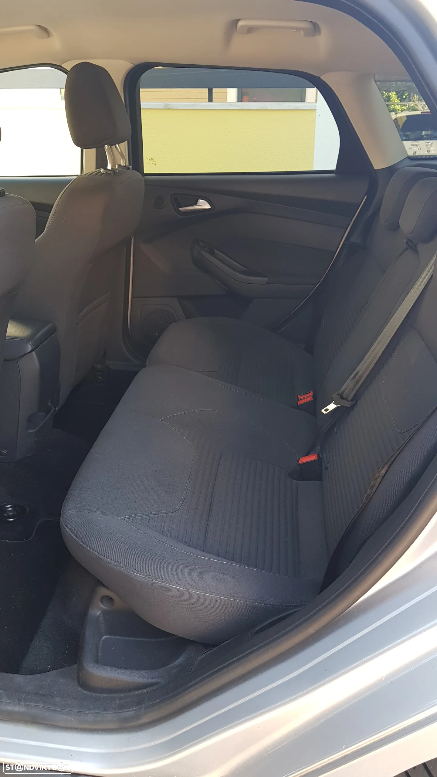 Ford Focus SW 1.0 SCTi Titanium - 8