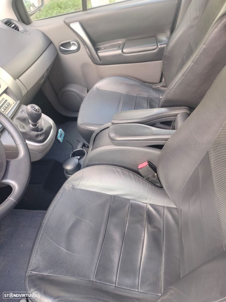 Renault Scénic - 12