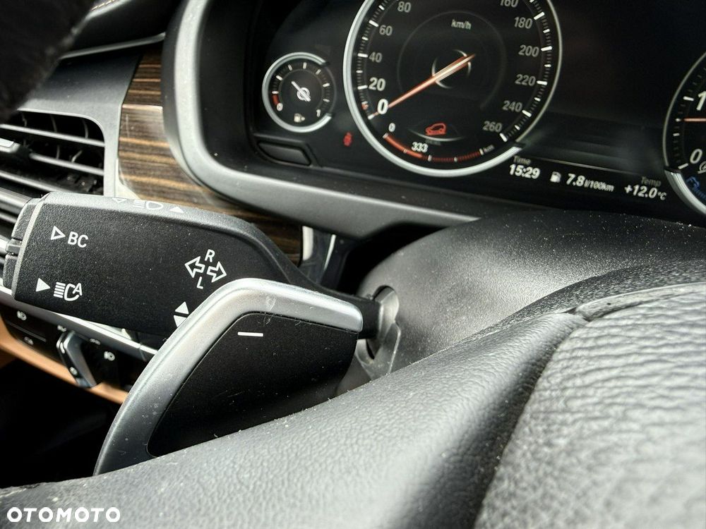 BMW X6 xDrive40d - 29