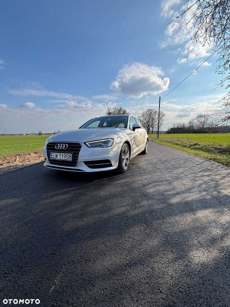 Audi A3 Sportback 1.4 TFSI Ambiente - 1