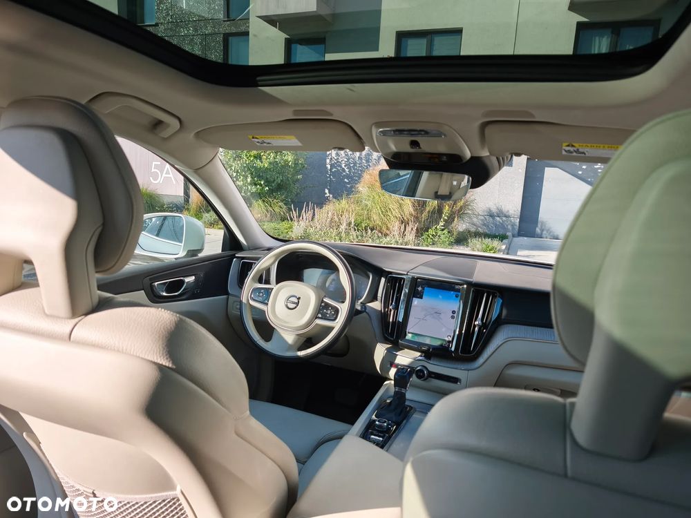 Volvo XC 60 T5 AWD Inscription - 17