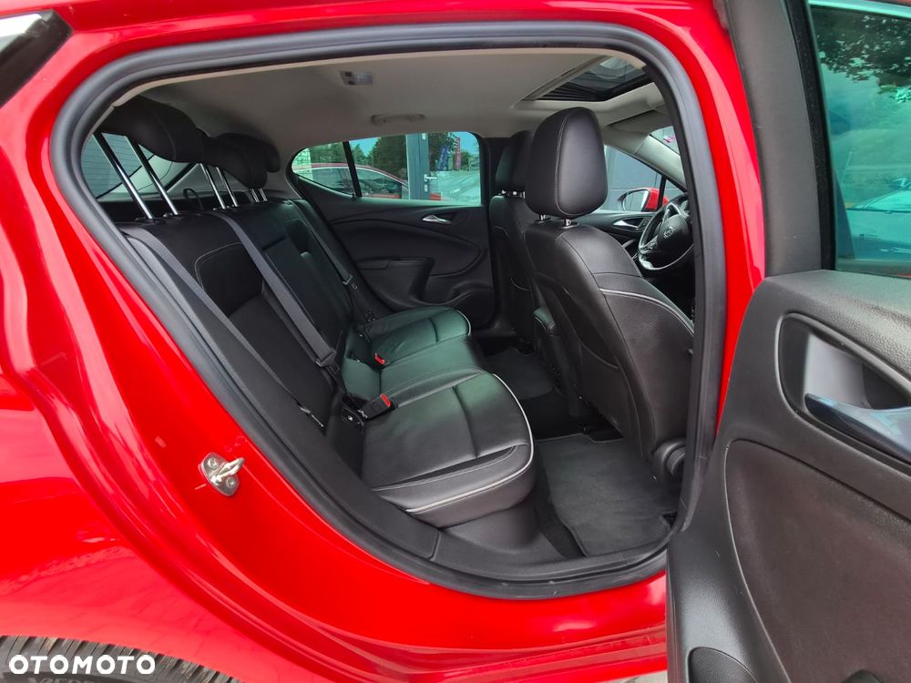 Opel Astra 1.4 Turbo Active - 32