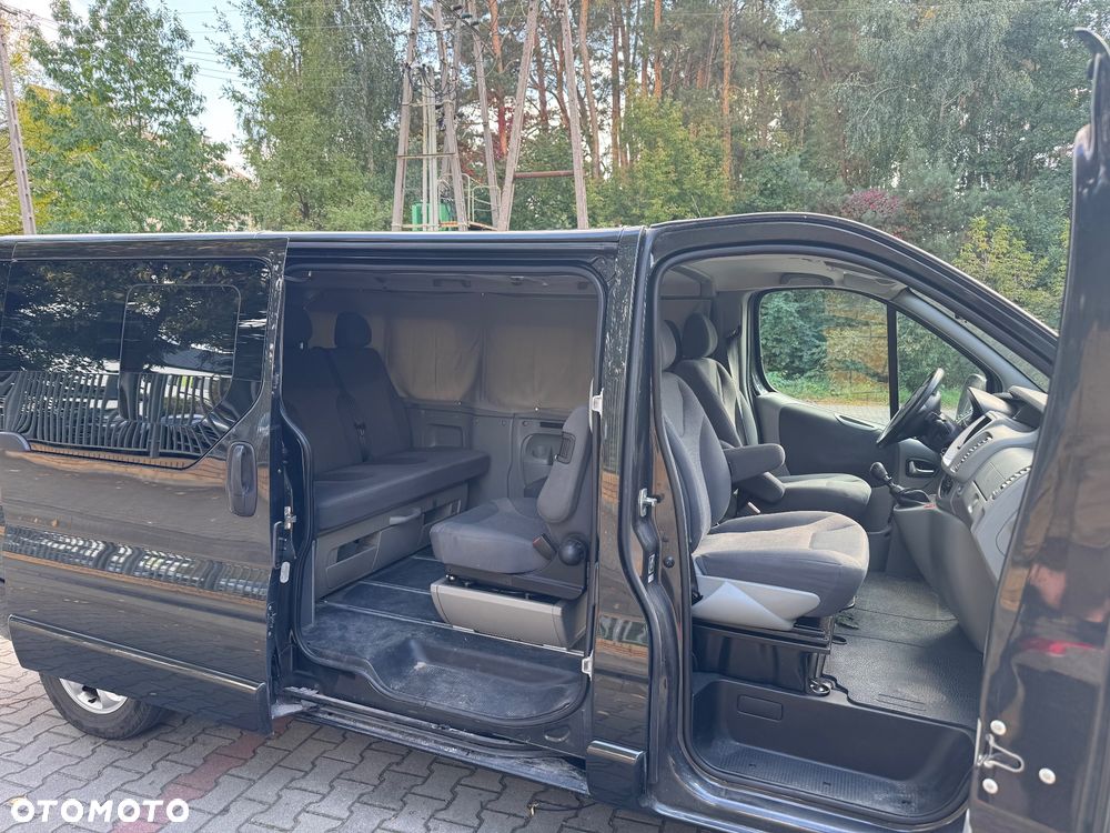 Opel Vivaro - 14
