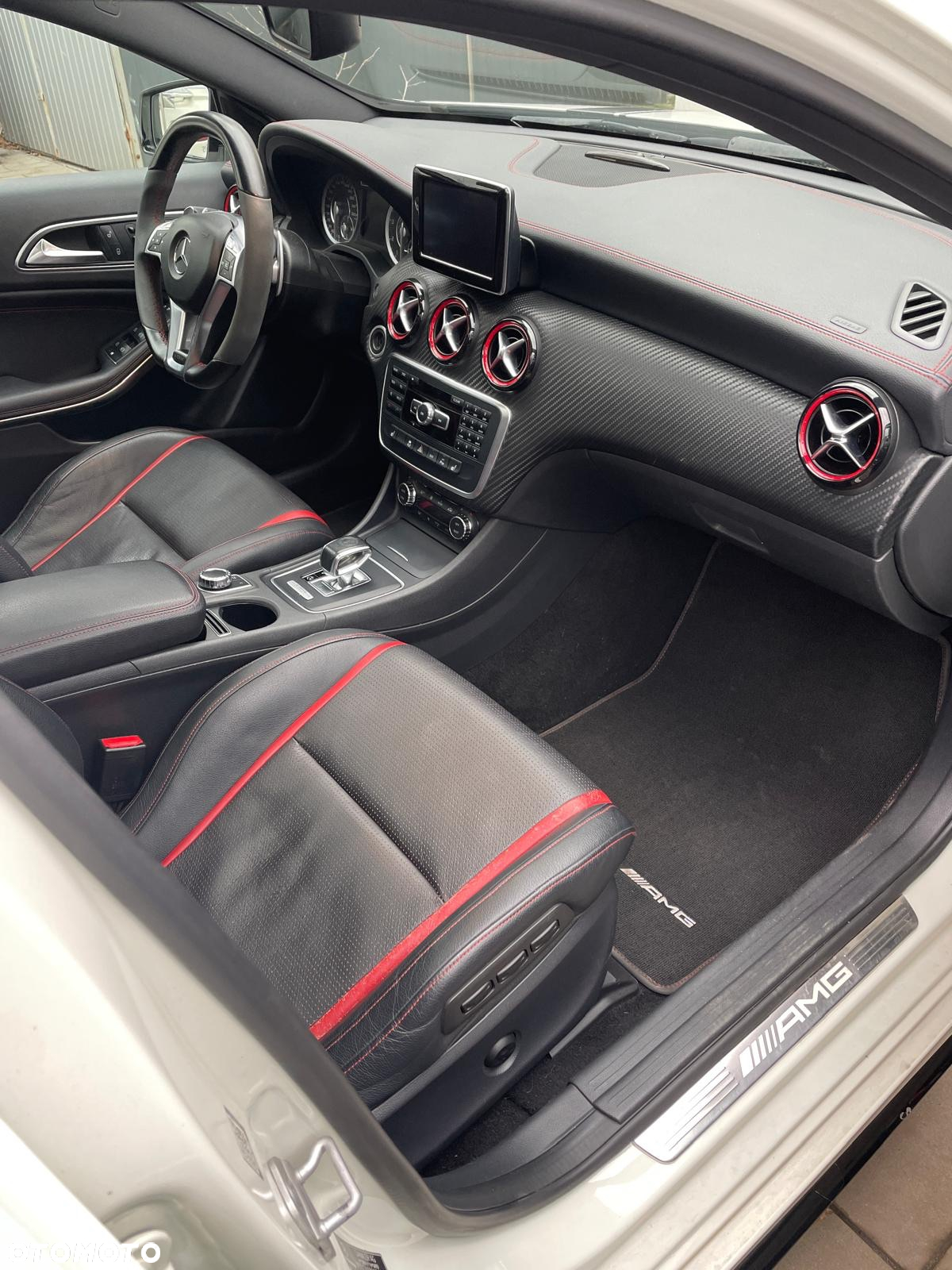 Mercedes-Benz Klasa A 45 AMG 4-Matic - 30