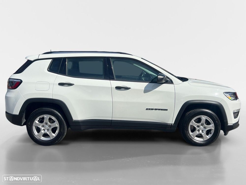 Jeep Compass 1.3 T Sport - 6