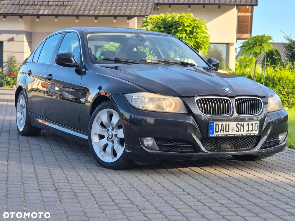 BMW Seria 3 325i Edition Sport - 31