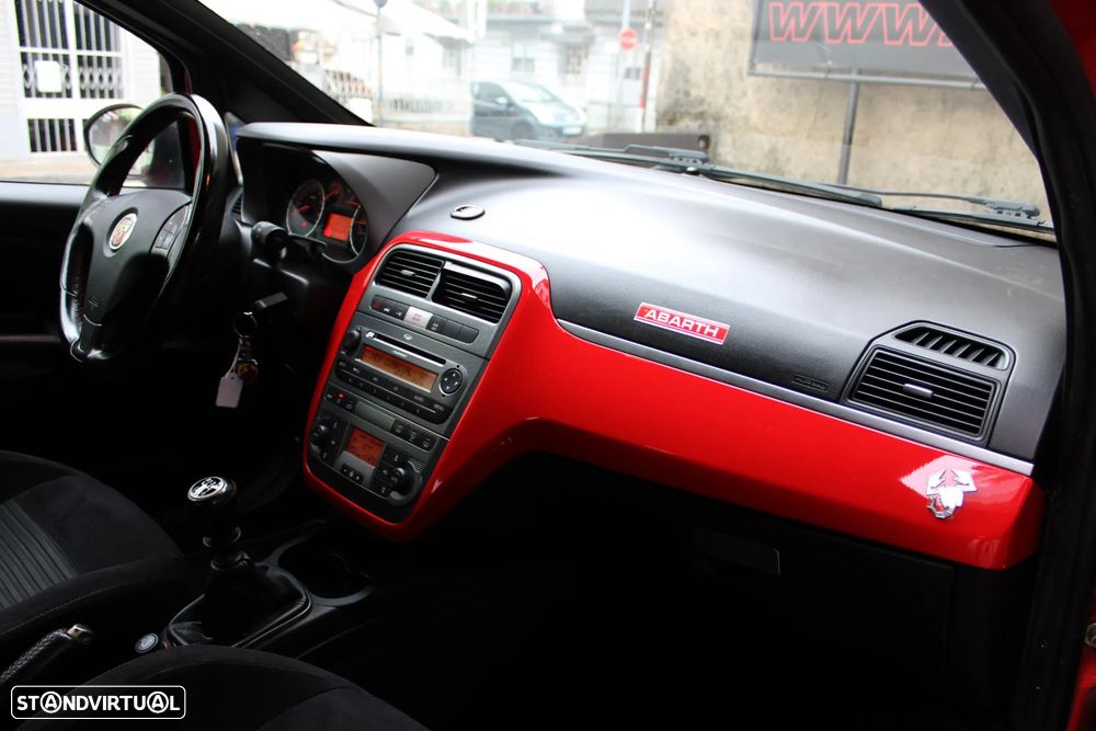 Abarth Grande Punto 1.4 T-Jet 16V - 31