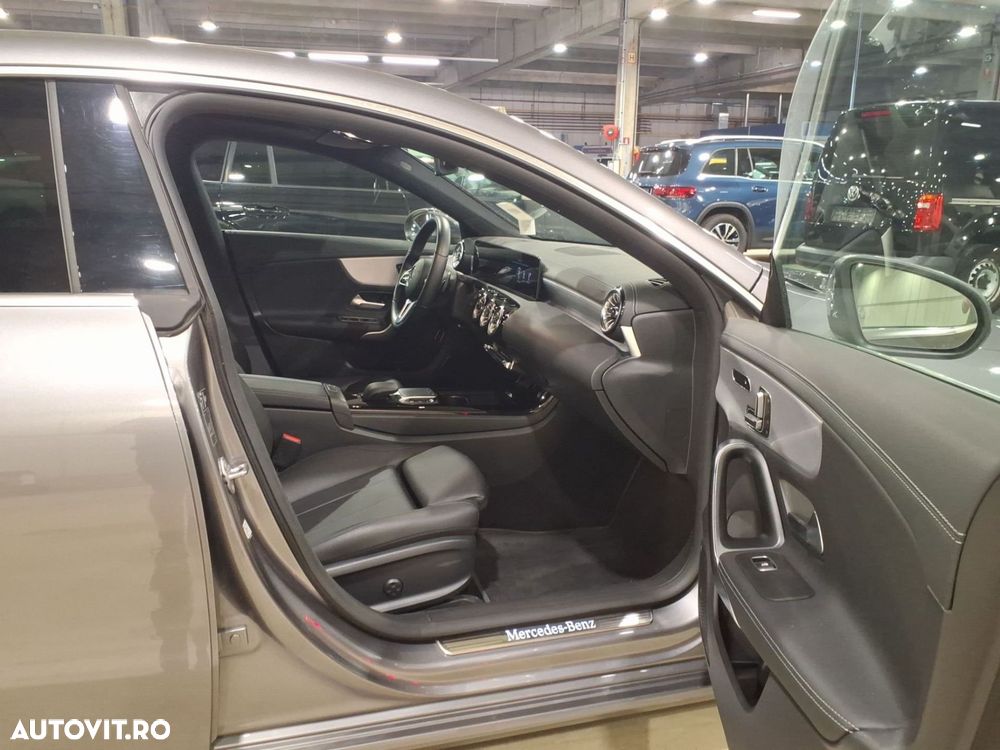 Mercedes-Benz CLA 180 7G-DCT Edition Progressive Line - 7