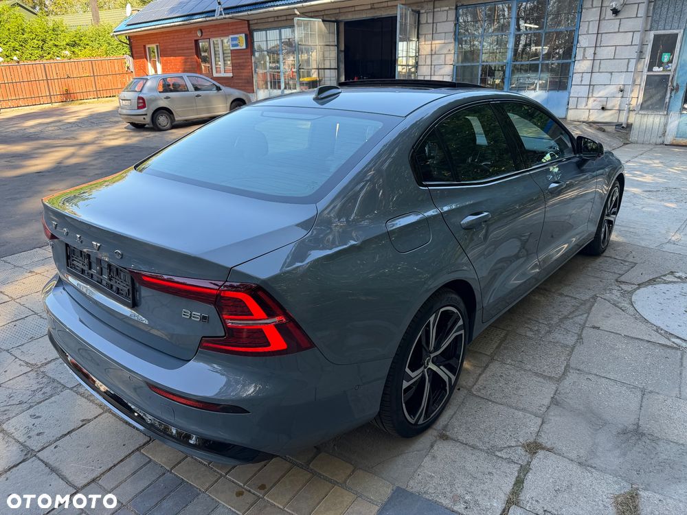 Volvo S60 B5 B AWD Plus Dark - 24