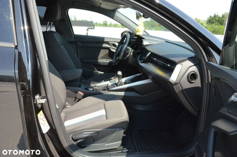 Audi A3 Sportback 30 TDI Advanced - 26