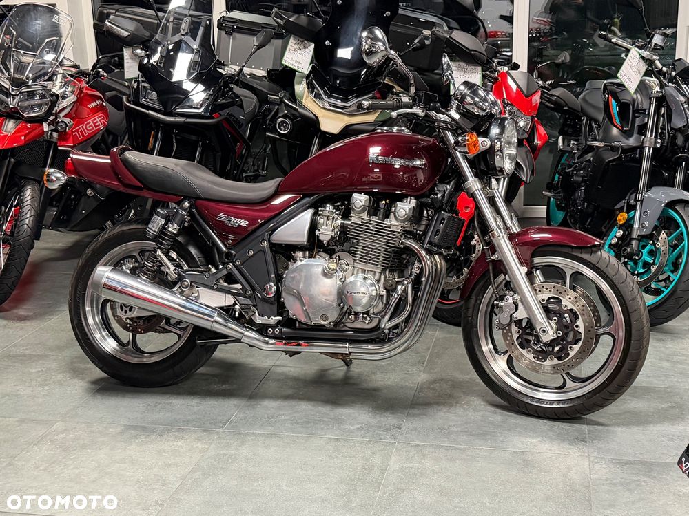 Kawasaki Zephyr - 2