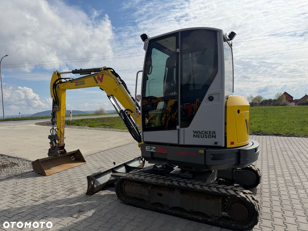 Wacker Neuson EZ36 - 9