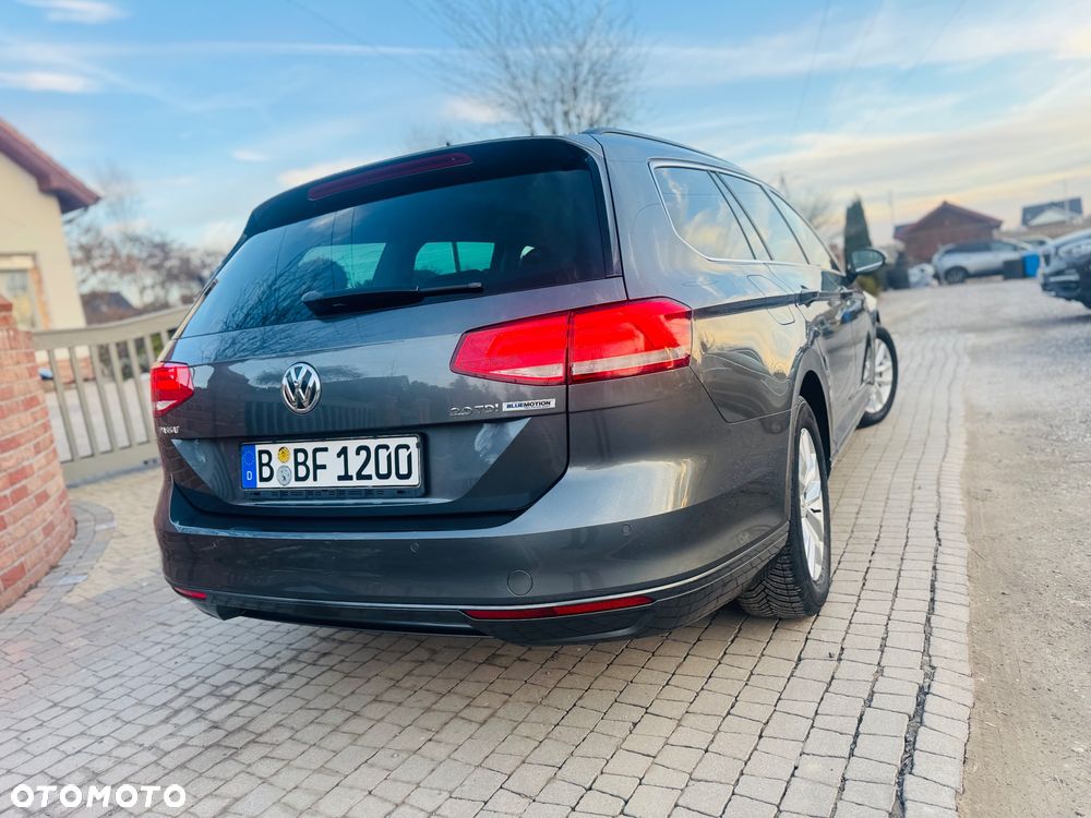 Volkswagen Passat 2.0 TDI SCR DSG Highline - 28