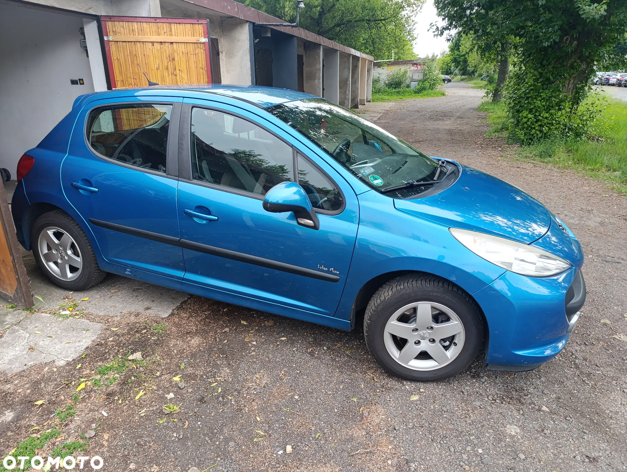 Peugeot 207 1.4 16V Trendy - 10