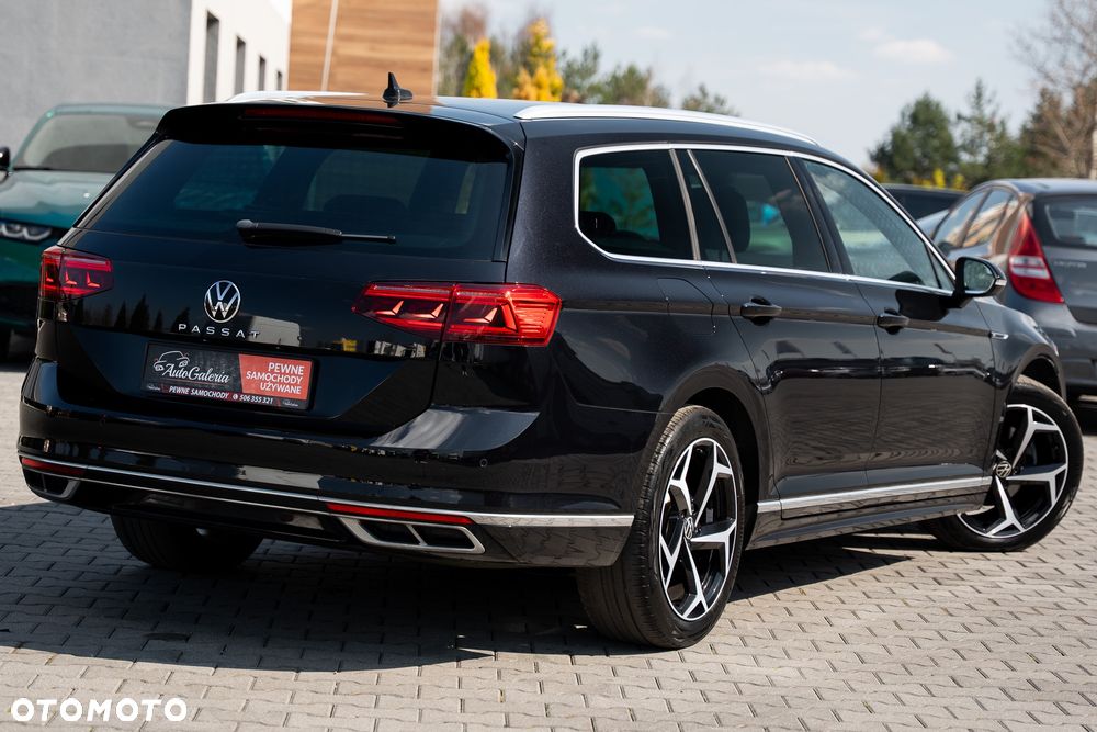 Volkswagen Passat 2.0 TDI (BlueMotion Technology) DSG Highline - 12