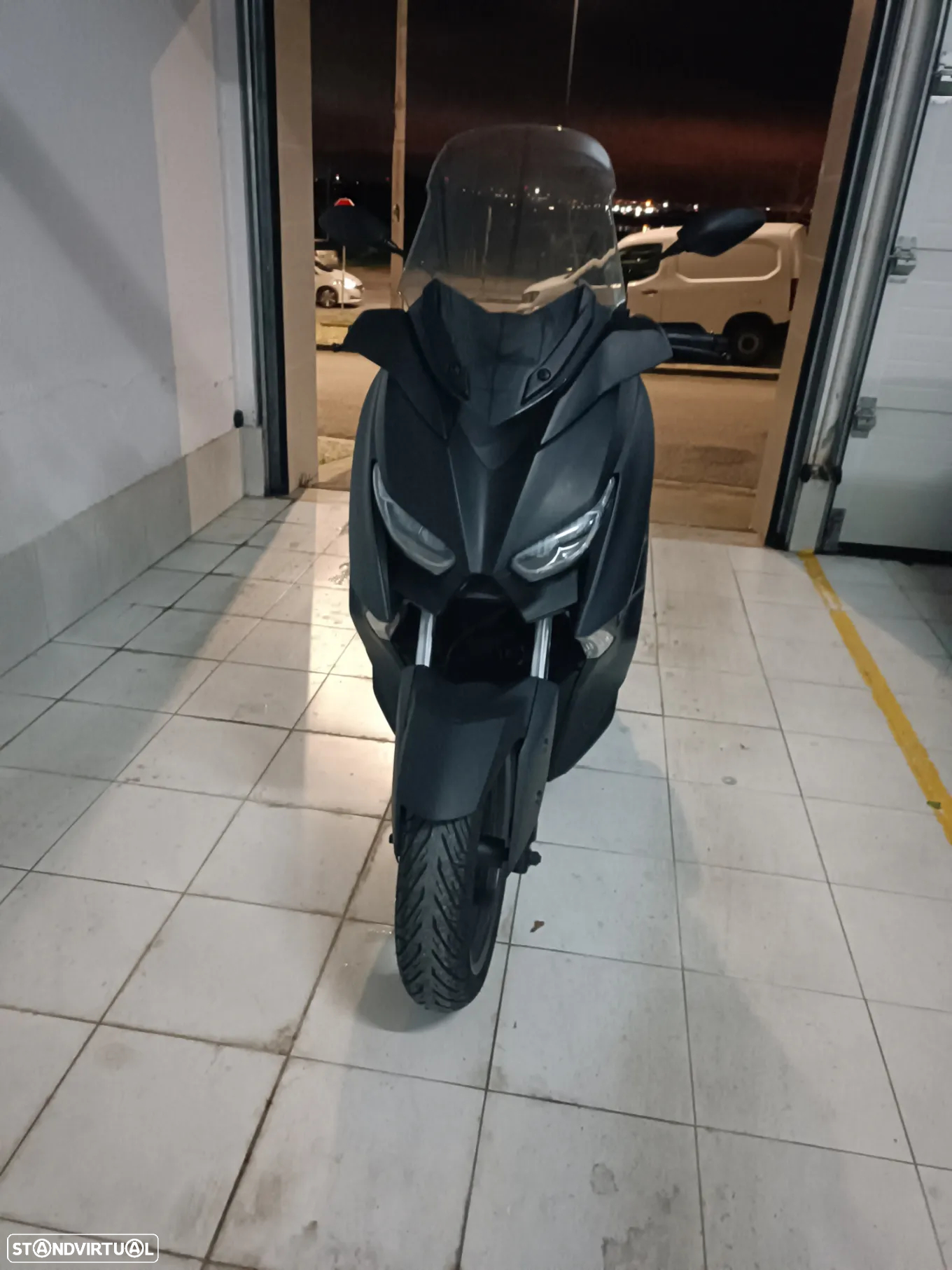 Yamaha X-Max - 3