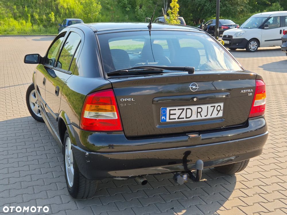 Opel Astra 1.6 Comfort / Cool - 14
