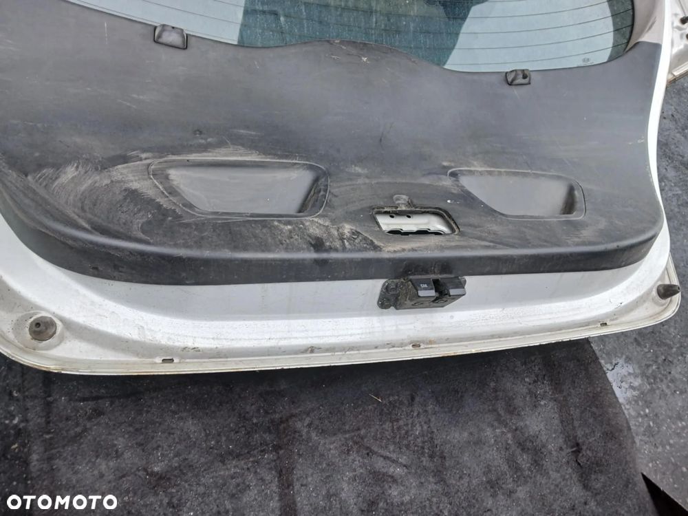 Kia Ceed HB klapa bagażnika - 7