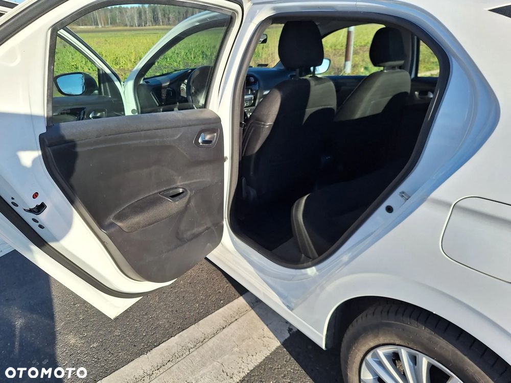 Peugeot 301 1.6 VTi Allure EU6 - 7