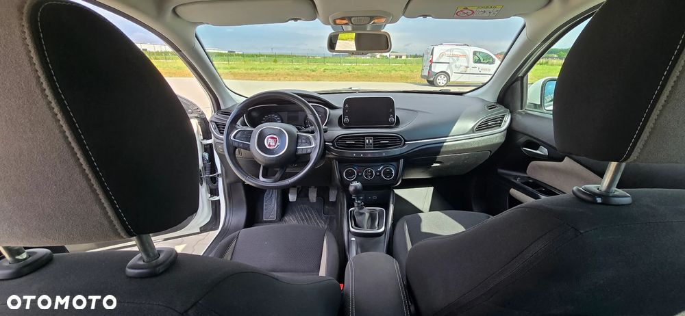 Fiat Tipo 1.4 T-Jet 16v Lounge EU6 - 14